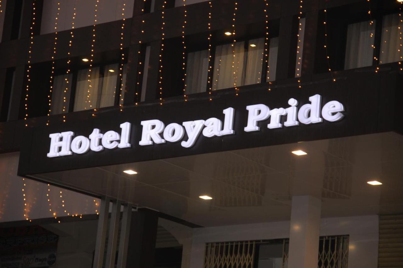 Hotel Royal Pride Ахмедабад Экстерьер фото